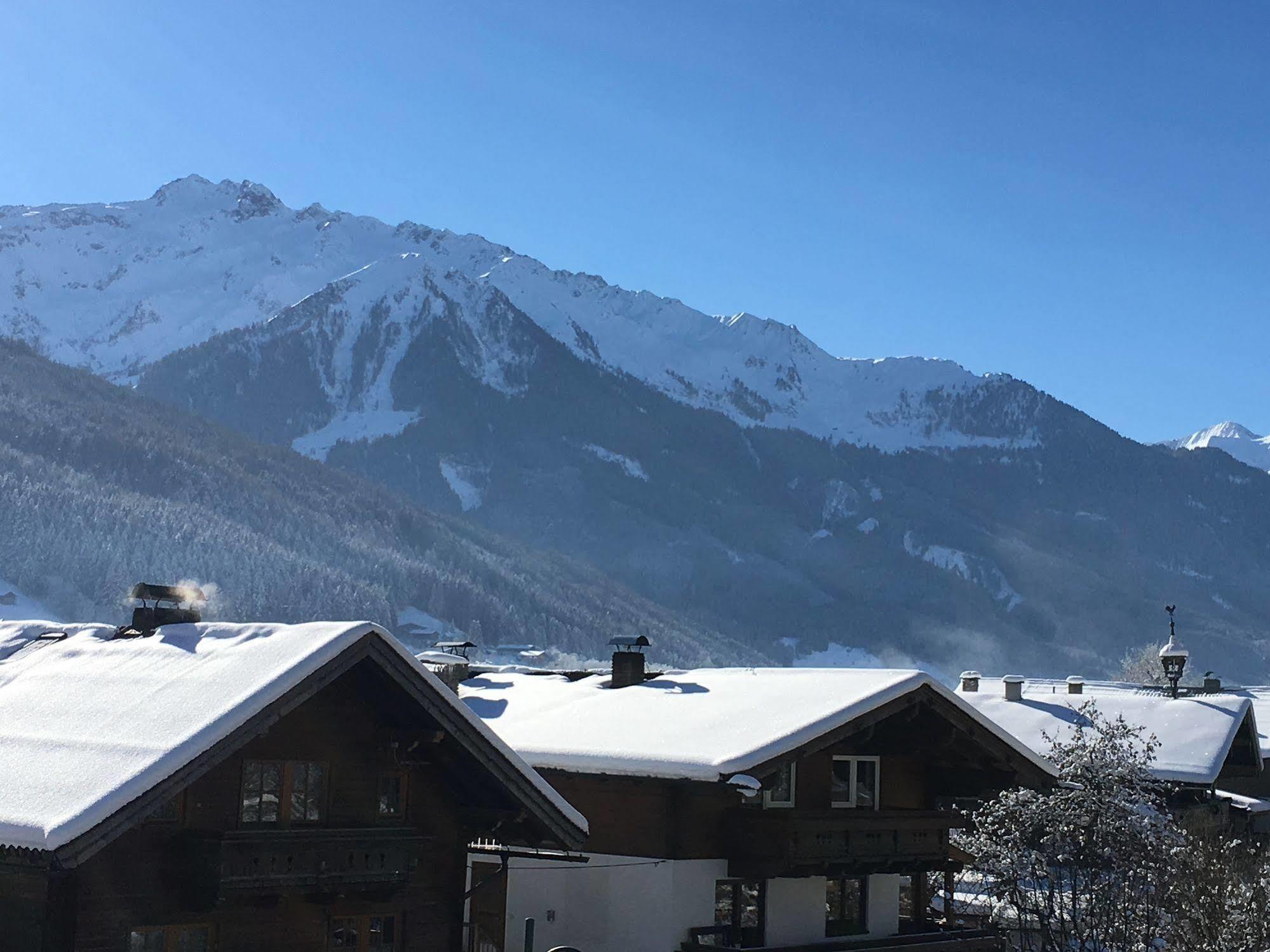Haus Seifriedsberger Apartment Bramberg am Wildkogel Luaran gambar